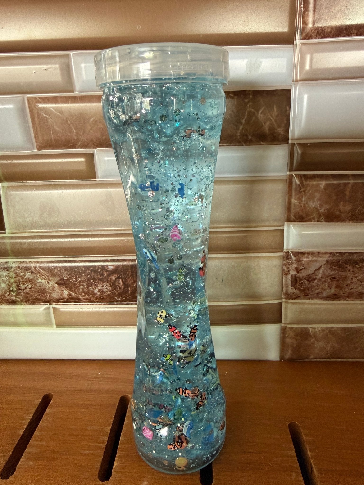 Liquid Motion Sensory Tube - Elevated Wings