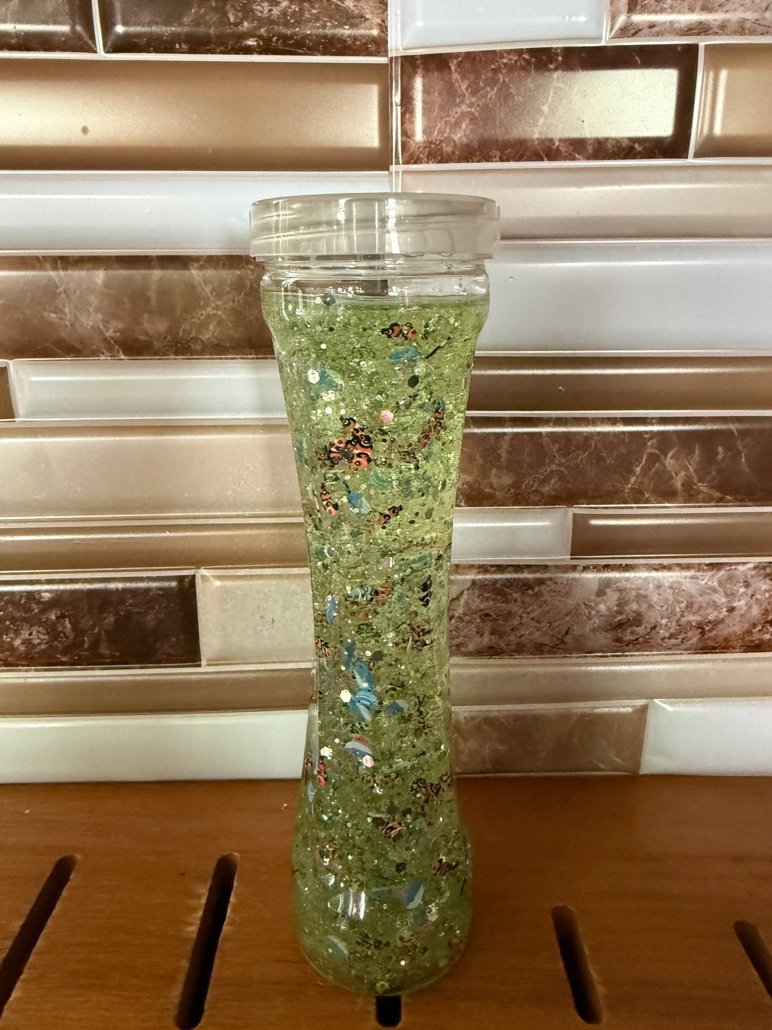 Liquid Motion Sensory Tube - Elevated Wings